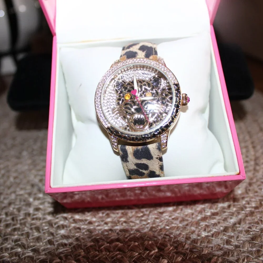 BRAND NEW AUTHETIC BETSEY JOHNSON LEOPARD BLING WRISTWATCH STUNNING!! - Picture 2 of 10